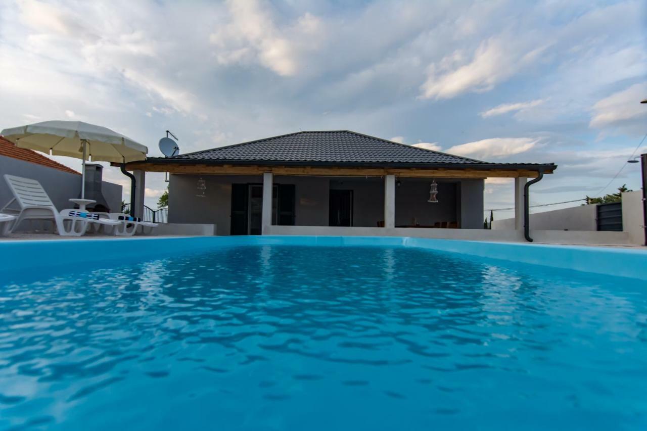 Tara Villa Sveti Filip i Jakov Ngoại thất bức ảnh